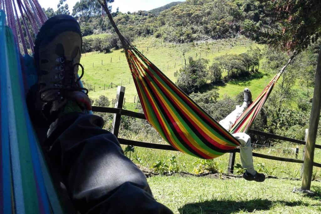 Un Refugio En Las Montanas De Tabio Villa Bagian luar foto