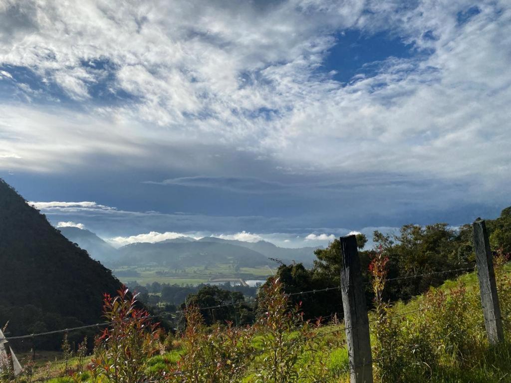 Un Refugio En Las Montanas De Tabio Villa Bagian luar foto